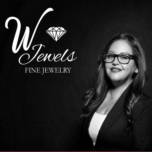 Meet your Posher, Wendy ✌🏼 - Picture 1 of 1